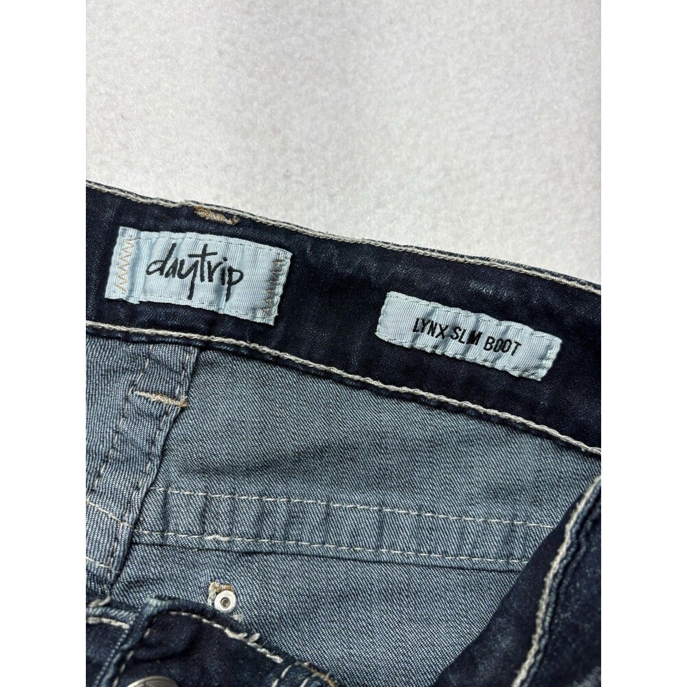 Daytrip Womens Lynx Bootcut Boot Cut Jeans Blue Embroidered Stone Wash Denim 27R - Picture 2 of 7